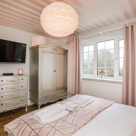 Waterfront Apartament